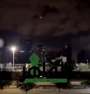 شاهد بالفيديو كيف هاجم الحوثيين ابو ظبي بالصواريخ الباليستية وحالة استنفار في ابوظبي